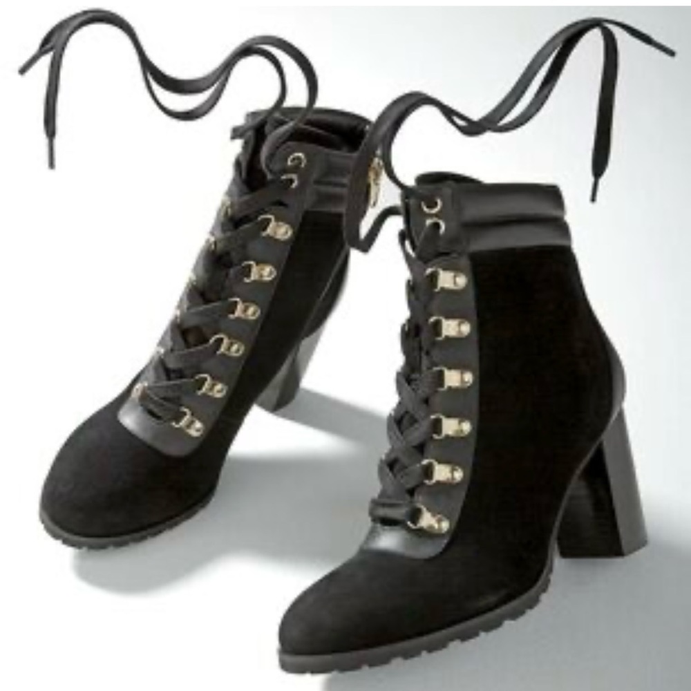 White House Black Market WHBM BLACK SUEDE LACE UP COMBAT BOOT HEELS SIZE 7